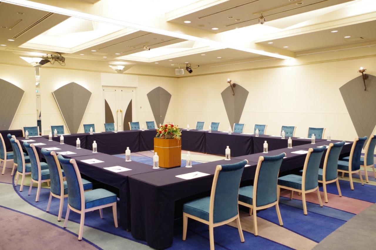Ana Holiday Inn Resort Miyazaki By Ihg Exteriör bild
